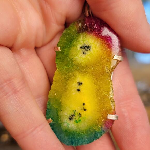 Vibrant Rainbow Solar Quartz Pendant – Nature’s Beauty in Sterling Silver - Picture 8 of 10